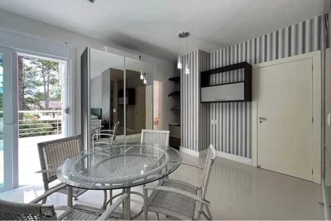 Imagem Casa de condomínio à venda em Xangri-Lá, Praia de Atlântida, com 4 quartos, 405m²