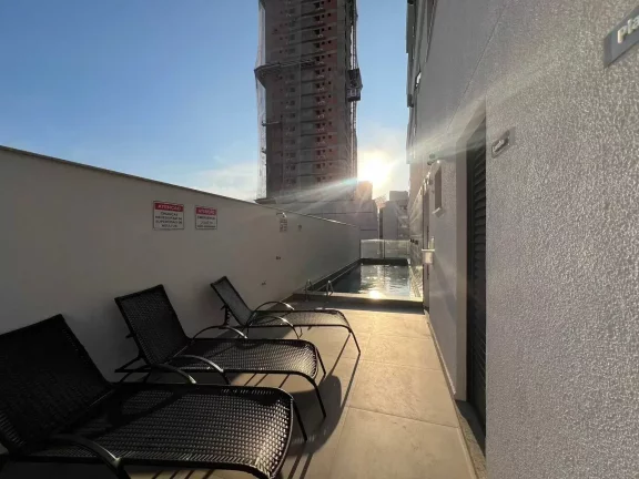 Imagem Apartamento com 3 dormitórios sendo 1 suíte e 2 vagas em Balneário Perequê/SC
