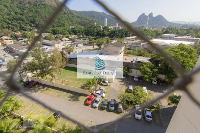 Imagem Imperdível oportunidade de investimento: Apartamento à venda em Rio de Janeiro-RJ, Camorim - 2 quartos, 1 sala, 1 banheiro, 1 vaga, 52,00m².