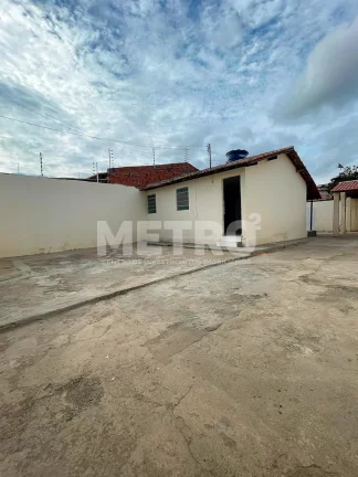 Imagem Casa para locação na Cohab 6 com 2 quartos, Sala, Cozinha, Petrolina-PE