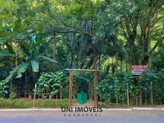 Imagem Chácara com 10 suítes e Cachoeira a venda, 9.104M² na zona rural de Guarapari.