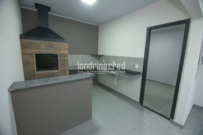 Imagem Excelente Sobrado Geminado à Venda na Parte Alta do Bairro: 4 Dormitórios, Espaço Gourmet, Suíte no Térreo, Garagem para 2 Carros e Localização Privilegiada!