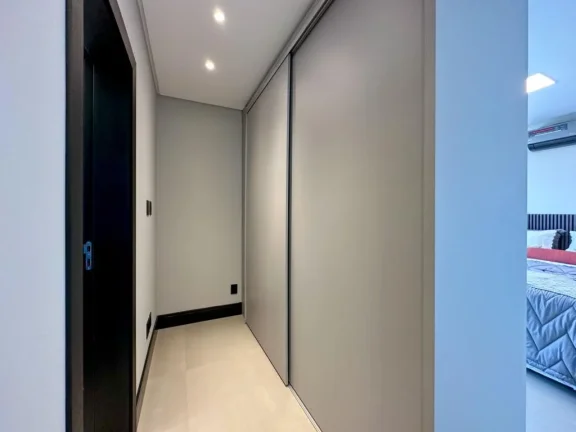 Imagem Casa em Condominio 5 Dormitórios - Bairro --
