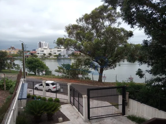 Imagem Apartamento á venda com 2 dormitórios no centro de Torres/RS
