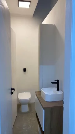 Imagem Sala Comercial para Locação em Barueri / SP no bairro Condomínio Centro Comercial Alphaville