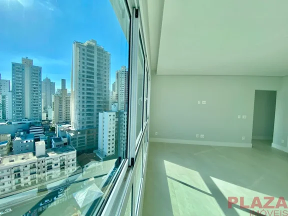 Imagem Apartamento 04 dormitórios no centro de Balneário Camboriú