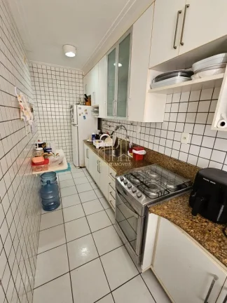 Imagem Apartamento à venda no Stiep, Salvador-BA: 3 quartos, 1 suíte, 1 sala, 2 banheiros, 1 vaga e 70m². Confira!
