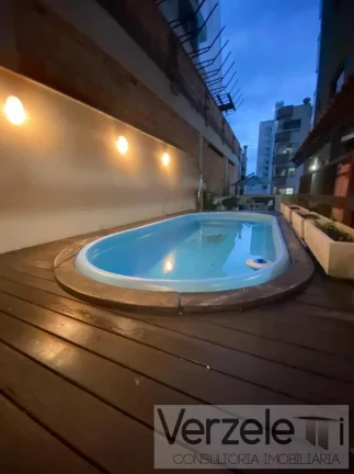 Imagem Apartamento 4 ou + dormitórios para Venda em Itapema / SC no bairro Meia Praia
