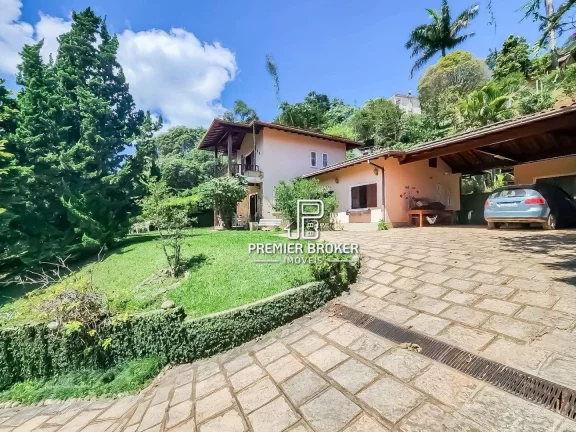 Imagem Casa à venda, 215 m² por R$ 1.300.000,00 - Albuquerque - Teresópolis/RJ