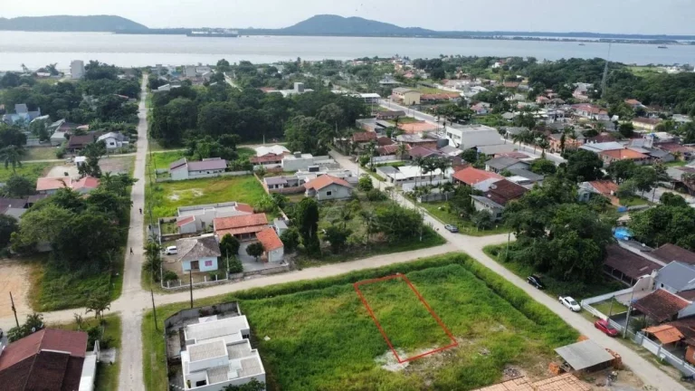 TERRENO, 300M², BAL. BRANDALIZE