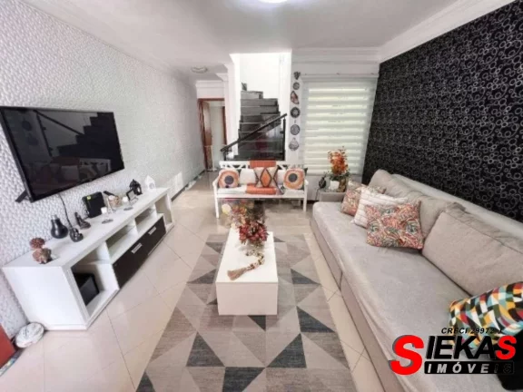 Imagem Imperdível oportunidade de adquirir uma casa de 3 quartos na Vila Carrão, São Paulo - SP: 1 suíte, 1 sala, 1 banheiro, 2 vagas de garagem e 207m² de área.