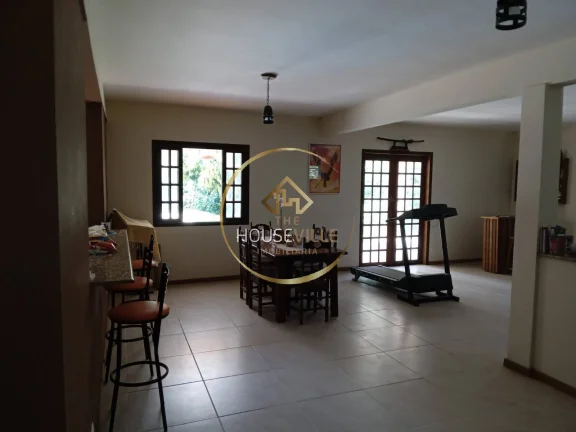 Imagem Chácara 11.000 m², Bairro do Freitas, Zona Norte de São José dos Campos.