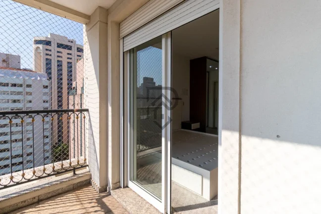 Imagem Apartamento Jardins andar alto vista livre
