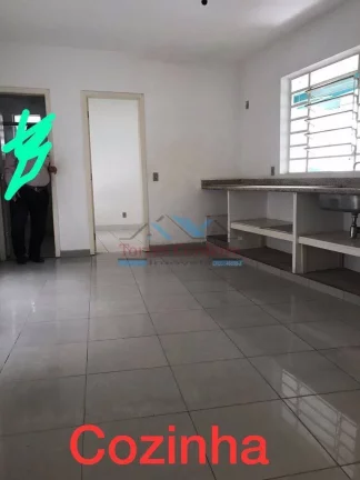 Imagem Casa espaçosa com 2 dorm. (1 suíte) - Vila Santa Luzia (Centro do Taboão)