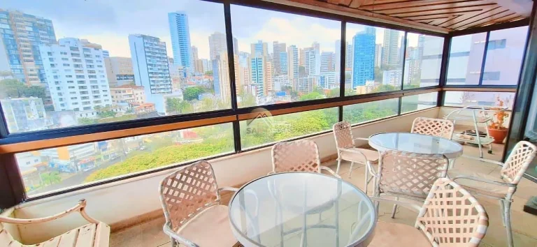 Jardim Apipema, 332 m² nascente, 1 por andar: 4 quartos (2 suítes), varanda envidraçada, 4 vagas, l