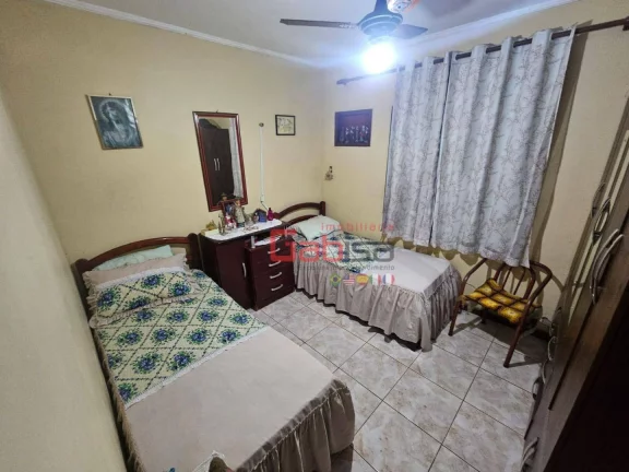 Imagem Casa com 3 dormitórios à venda, 195 m² por R$ 680.000,00 - Palmeiras - Cabo Frio/RJ