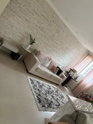 Não perca essa oportunidade
Excelente apartamento Bairro Santo Antônio