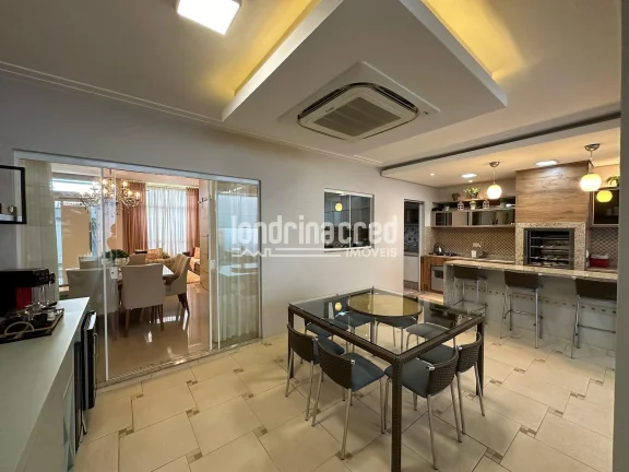 Imagem Casa à venda 3 Quartos, 2 Suites, 3 Vagas, 300M², Jardim Pacaembu, Londrina - PR