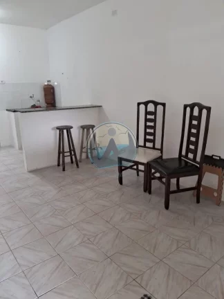 Imagem Imperdível oportunidade de adquirir casa com 2 quartos e 1 suíte, localizada na cidade de e no bairro , com 400,00 m² de área.