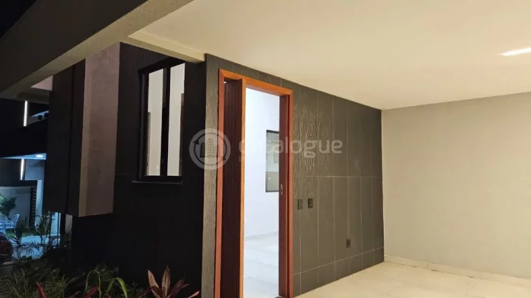 Imagem Linda casa a venda no Monte Carlo com 4 suites