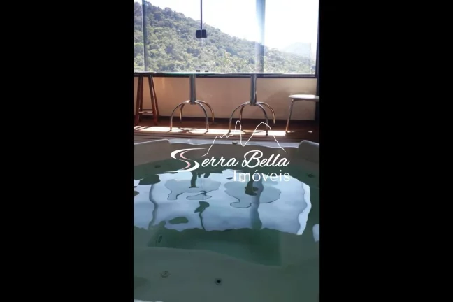 Imagem Casa com 3 dormitórios à venda, 344 m² por R$ 990.000,00 - Albuquerque - Teresópolis/RJ