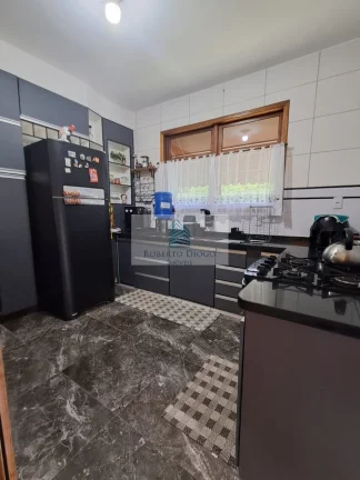 Imagem Imperdível: Casa à venda em Itatiaia-RJ, 5 quartos, 2 suítes, 1 sala, 5 banheiros, 4 vagas, 373,64m² de área. Confira já!