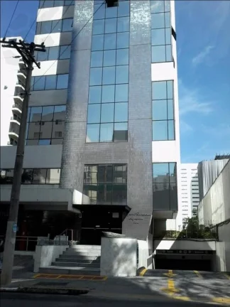 Imagem Imóvel com 49,07 m², e com ótima localização em Moema. Possibilidade de locação unificada com...