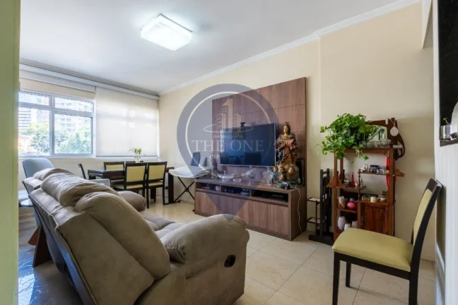 Imagem Apartamento à venda na Aclimação, São Paulo-SP: 3 quartos, 1 suíte, 2 salas, 2 banheiros, 1 vaga de garagem, 83m². Venha conferir!