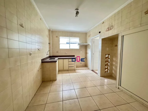 Imagem Apartamento com 3 dormitórios sendo 1 suite e dep completa deempragada na quadra da praia à venda, 137 m² por R$ 790.000 - Gonzaga - Santos/SP