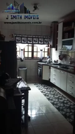 Imagem CASA DE CHÁCARA EM CONDOMÍNIO FECHADO, RÚSTICO EM COTIA, KM 30