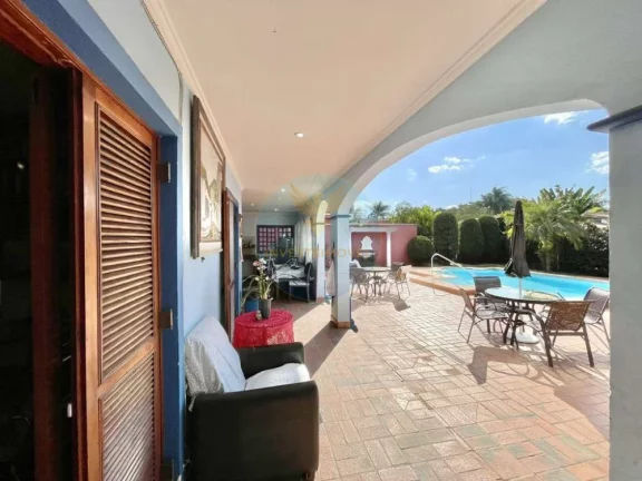 Imagem Casa em Condomínio a Venda no bairro Granja Viana - Carapicuíba, SP