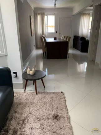 Imagem Sobrado em Condomínio Fechado à Venda na Vila Mafalda em Jundiaí/SP