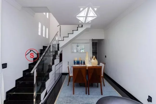 Imagem SOBRADO A VENDA NA MOOCA ENTRAR E MORAR Localizado próximo ao Sacolão, Swift e comercio em geral