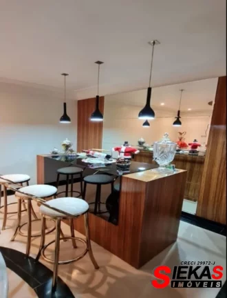 Imagem Apartamento de Luxo à Venda em São Paulo - Vila Carrão: 3 Quartos, 3 Salas, 6 Banheiros, 3 Vagas de Garagem - 275m²