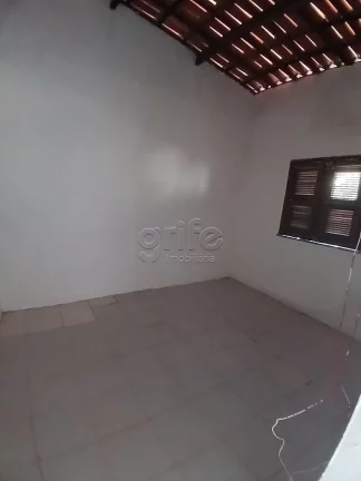 Imagem Casa a venda em Pacajus na Avenida Lúcio José de Menezes, 1760 - Croata, com 3 quartos, sendo 2 su...