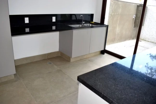 Imagem Casa alto padrão 410 m no Bairro Boaçava
