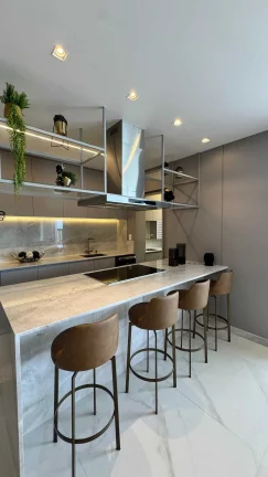 Imagem Apartamento vista mar com 2 suítes e 2 vagas de garagem na Praia Brava em Itajaí/SC
