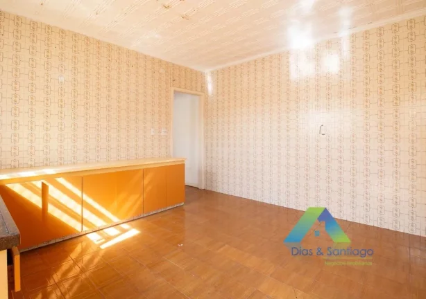 Imagem Casa com 3 Domitórios e 2 Banheiros em Vila das Mercês, São Paulo/SP