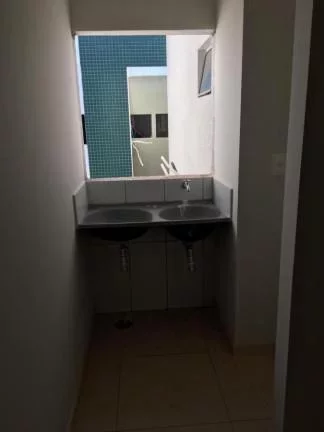 Imagem Apartamento 2 dormitórios para Venda em Teresina, Planalto Uruguai, 2 dormitórios, 1 banheiro, 1 vaga