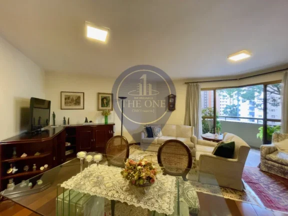 Imagem Imperdível! Apartamento de 4 quartos e 2 suítes em Moema, São Paulo - SP, com 142m² - Agende sua visita agora!