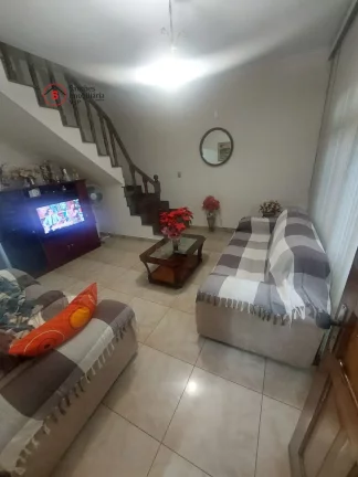 Imagem SOBRADO A VENDA PRÓXIMO AO METRÔ VILA PRUDENTE, SOMENTE 8 MINUTOS A PÉ. 3 DORMITÓRIOS E 4 VAGAS DE GARAGEM. QUINTAL COM CHURRASQUEIRA.