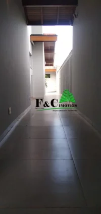 Imagem Casa para Venda em Araras, Parque Santa Cândida, 3 dormitórios, 1 suíte, 2 banheiros, 4 vagas