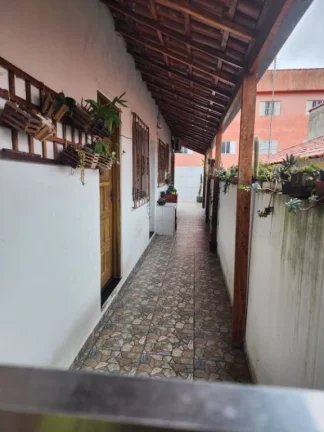 Imagem Casa com 2 dormitórios à venda, 49 m² por R$ 320.000,00 - Vila Ursulina - Itaquaquecetuba/SP