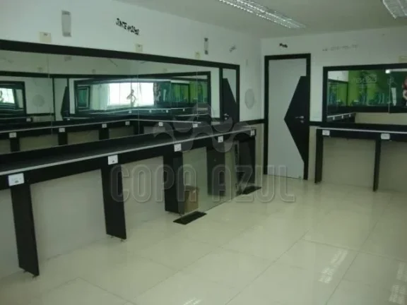 Imagem Copacabana - Comercial › Comercial com 0 quarto(s) a Aluguel