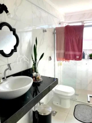Imagem Ótimo apartamento à venda com 3 quartos, amplo e com varanda em Valinhos/SP.

Apartamento com ambi...