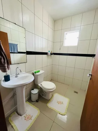Imagem Casa com 3 dormitórios sendo 1 suíte e 2 vagas de garagem - Adhemar Garcia | Joinville/SC