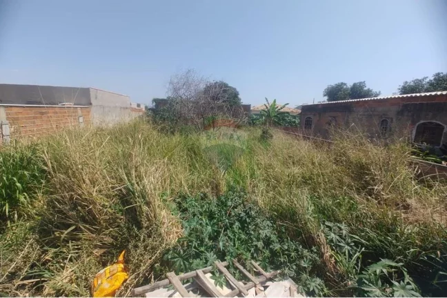 Imagem Excelente Terreno à Venda - Loteamento Manu Manuela, Maricá/RJ