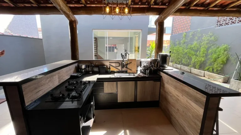 Imagem SOBRADO NO ITAGUÁ 2 dormitórios,3 banheiros,sala de estar e varanda gourmet com cozinha integrada