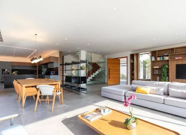 Imagem Casa com 1200m² em condomínio fechado à venda em São Paulo - SP
