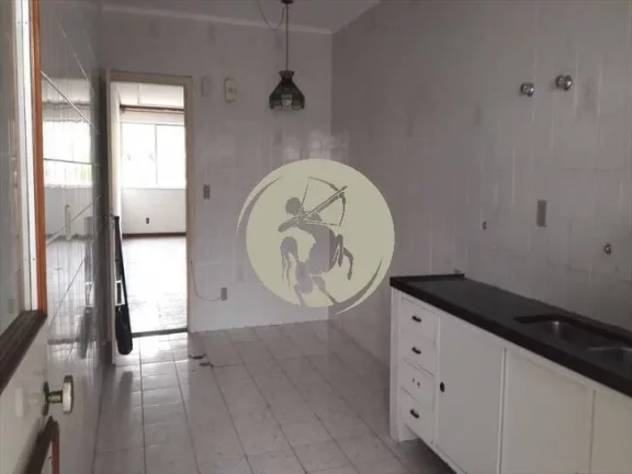 Imagem OPORTUNIDADE!!! PARA INVESTIDORES APARTAMNTO GRANDE, FRENTE, COM ELEVADOR, LOCALIZAÇÃO PREVILEGIAD...